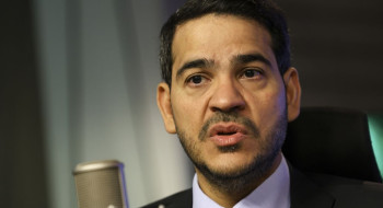 AGU pede que Gilmar reconsidere decisão sobre impeachment de ministros