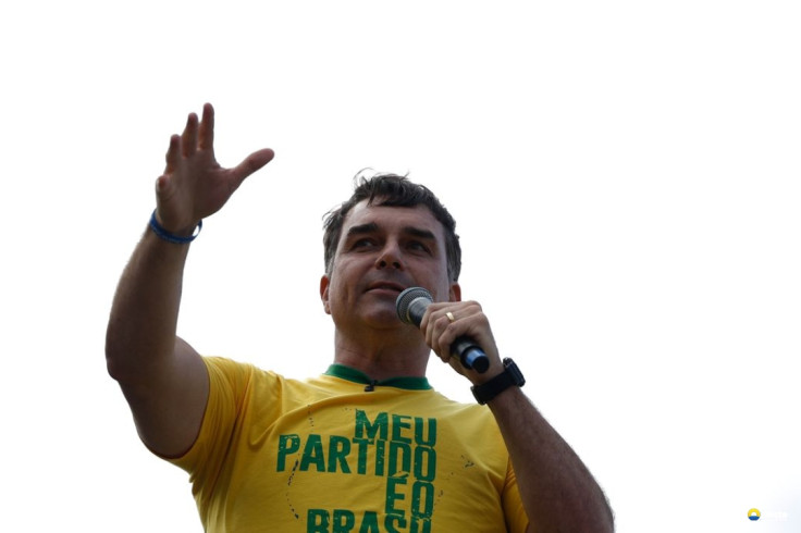 Aliado de Trump diz que Flávio Bolsonaro chegou aos EUA