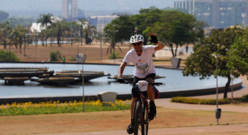 Ambientalista promove educação em viagem de bicicleta do Rio a Belém