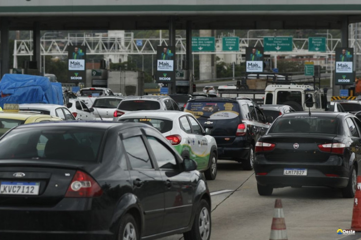 Andarilho invade Ponte Rio-Niterói e causa confusão no trânsito