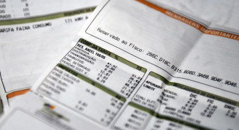 Aneel mantém bandeira para vermelha 1 na conta de luz em novembro