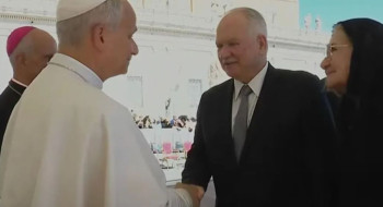 Antes de assumir presidência do STF, Fachin visita papa Leão XIV