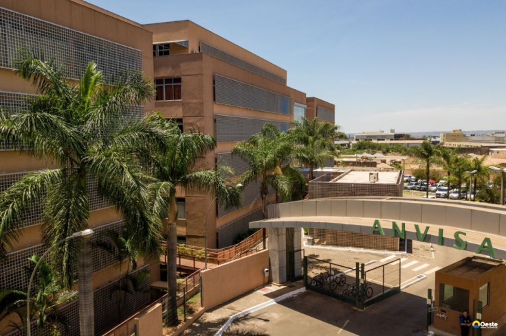 Anvisa determina suspensão de tônico capilar e apreensão de cosméticos