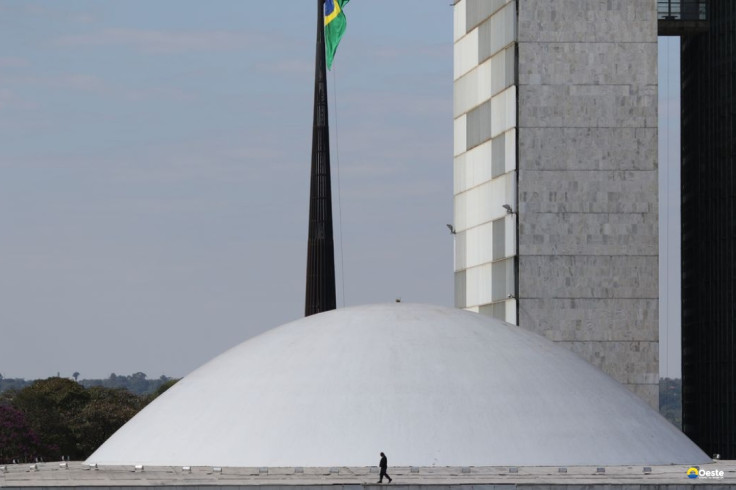 Após condução coercitiva, ex-coordenador do INSS depõe na CPMI