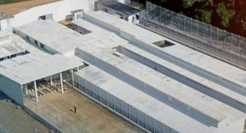 Após fuga, autoridades procuram 12 detentos de prisão em Maués (AM)