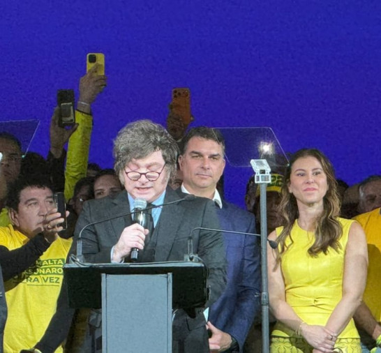 Após ofensas de Milei a Lula, Itamaraty chama embaixador para consulta