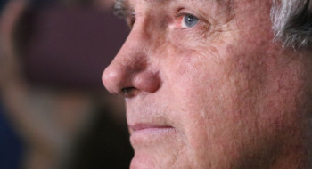 Após pedido de cirurgia, Moraes manda PF fazer perícia em Bolsonaro