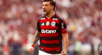 Arrascaeta é escolhido como craque do Prêmio Brasileirão 2025