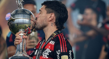 Arrascaeta é finalista no tradicional prêmio Rei da América