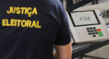Assédio eleitoral: saiba como denunciar crime mesmo após eleições