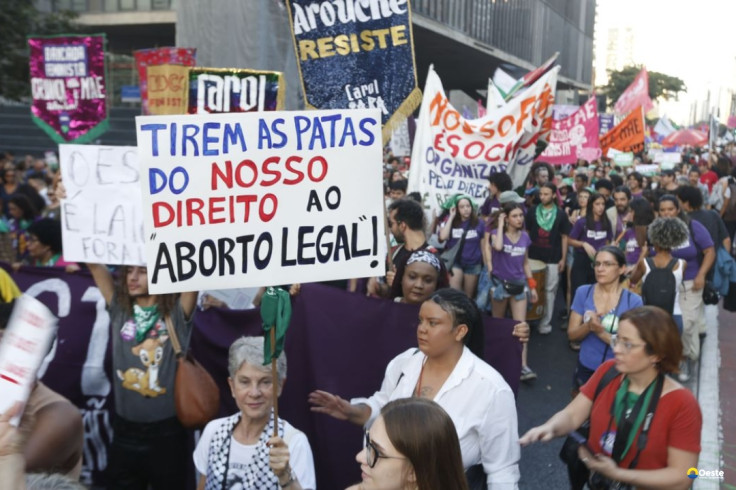 Ataque a aborto legal espalha 