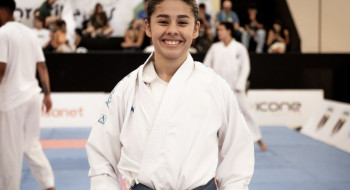 Atleta-estudante da UFPR compete nos JUBs por bicampeonato no karatê