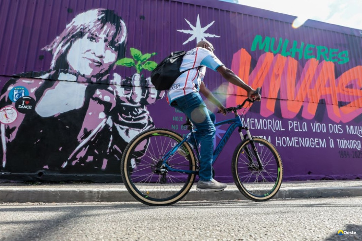Ato contra feminicídio inaugura mural em homenagem a Tainara em SP