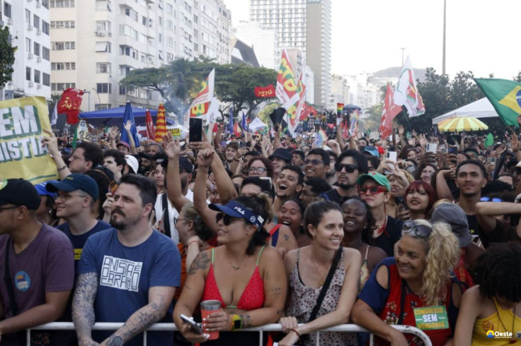 Ato no RJ com Caetano, Chico e Gil repudia anistia e PEC da Blindagem