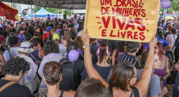 Autonomia financeira é prioridade para mulheres, aponta pesquisa