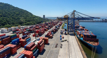 Balança comercial tem o segundo maior superávit para meses de outubro