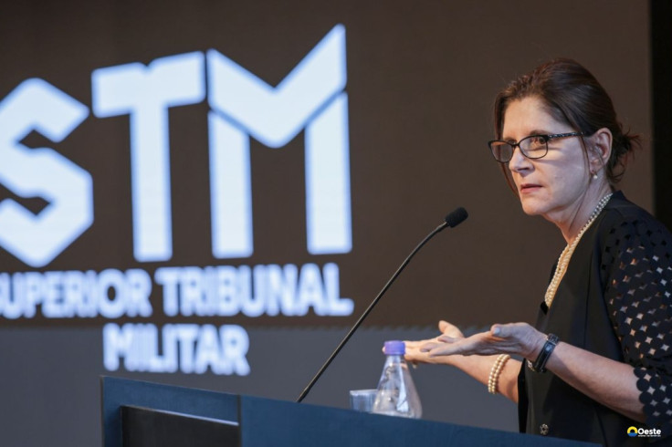 Bolsonaro fez descaso com preceitos éticos dos militares, diz MPM