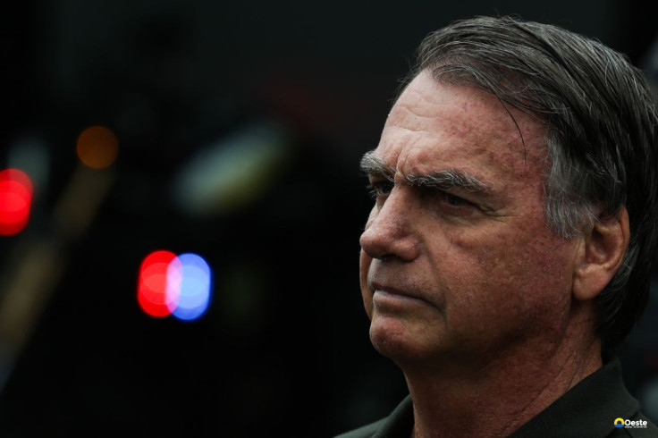 Bolsonaro pede ao STF para se consultar com a nora, que é dentista