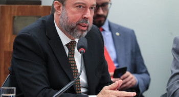 Brasil busca ampliar com sauditas parcerias em minerais críticos