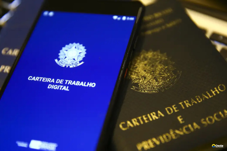 Brasil cria 85 mil empregos com carteira assinada em outubro