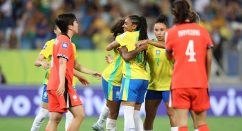 Brasil deslancha com Kerolin e goleia Coreia do Sul pelo Fifa Series