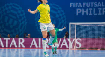 Brasil goleia e avança para semi da Copa do Mundo de futsal