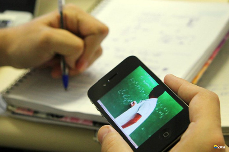 Brasil tem mais alunos em cursos a distância que em presenciais