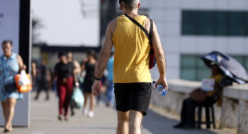 Brasil tem previsão de Natal com ondas de calor e chuvas