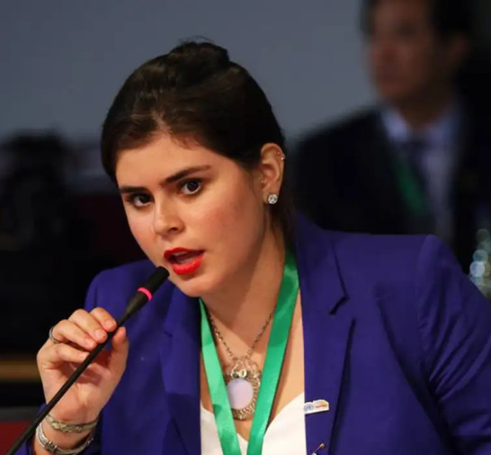 Brasileira defende mais influência dos jovens nas decisões da COP17