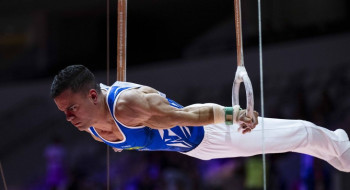 Caio Souza fica no top 10 do individual geral do Mundial de Ginástica