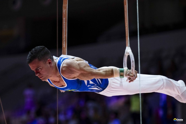 Caio Souza fica no top 10 do individual geral do Mundial de Ginástica