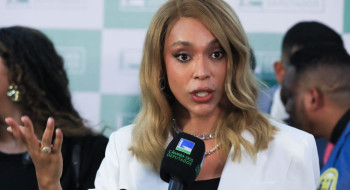 Câmara: Comissão de Direitos da Mulher elege primeira presidente trans