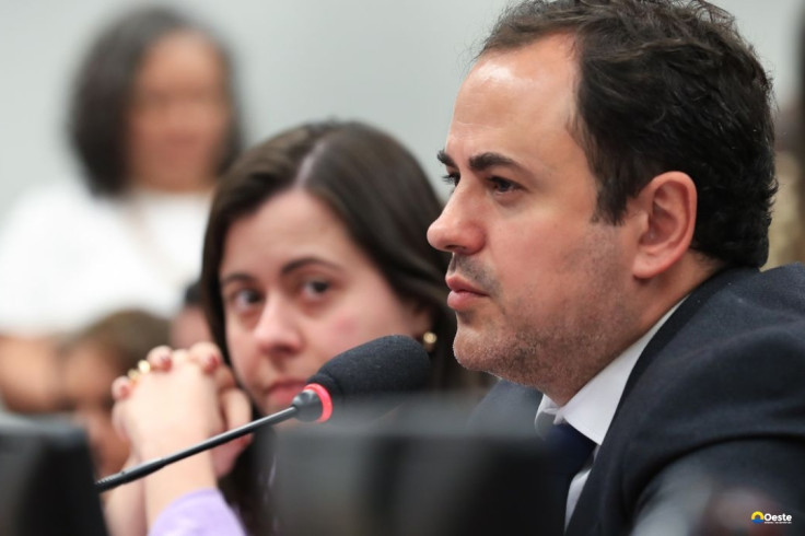 Câmara decide suspender Glauber Braga por 6 meses