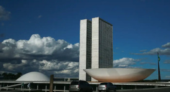 Câmara dos Deputados poderá ter bancada cristã