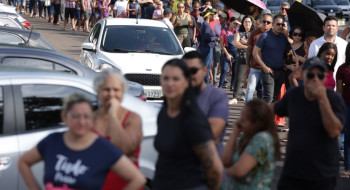 Campanha de Lula denuncia falta de transporte em nove estados