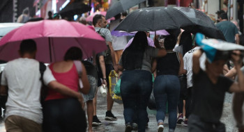 Capitais do Centro-Sul terão hoje chuvas e ventania