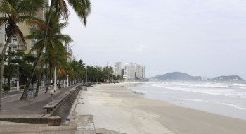 Carnaval: bombeiros salvam 348 vítimas de afogamento no litoral de SP