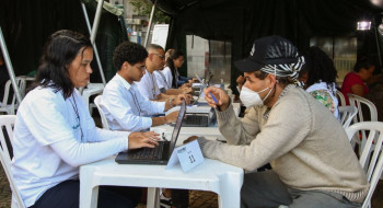 Cartórios de todo o Brasil fazem mutirão de registro civil esta semana