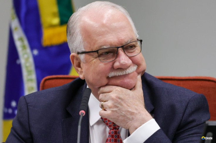 Caso Master: Fachin convoca ministros para tratar de menções a Toffoli