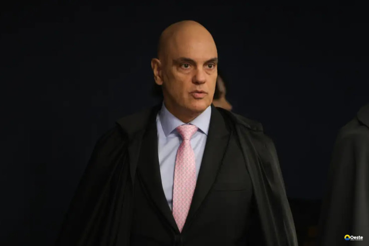 Castro e Moraes discutem operação e retomada de territórios no Rio