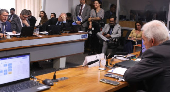 CCJ do Senado adia votação do PL Antifacção para 10 de dezembro