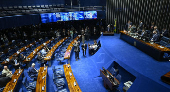 CCJ do Senado pode enterrar PEC da Blindagem nesta quarta