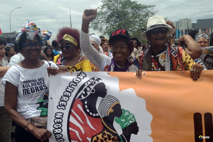 Centenárias em marcha: mulheres negras mostram força do movimento