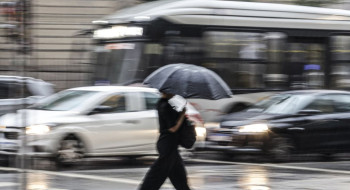Chuvas no litoral paulista provocam interdição da Serra Mogi-Bertioga
