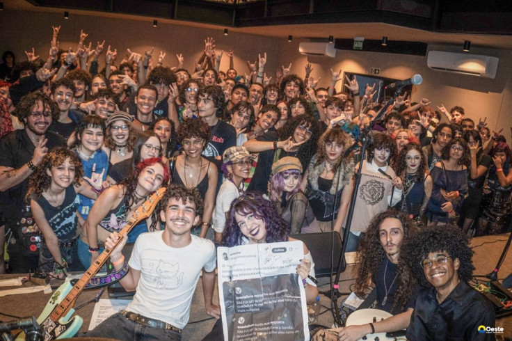 Com dificuldades no mercado da música, jovens lançam selo independente
