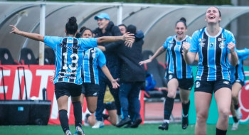 Com emoção, Grêmio e Flamengo avançam à final da Copinha Feminina