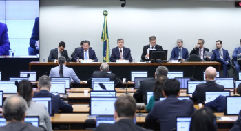 Comissão do Congresso aprova Orçamento de 2026