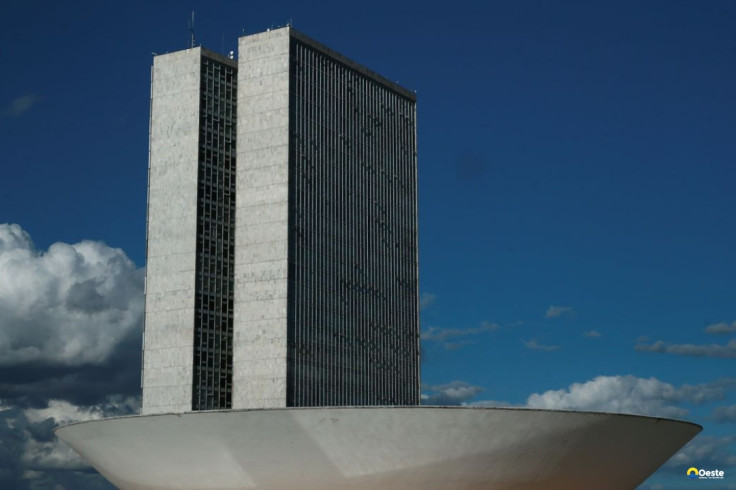 Comissão especial da Câmara aprova novo Plano Nacional de Educação