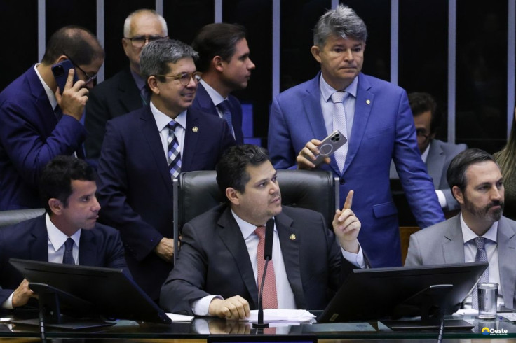 Congresso aprova crédito de R$ 42 bi para Previdência e Bolsa Família