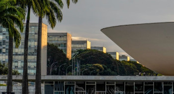 Congresso se aproxima do recesso sem votar PEC 6x1 e PL da Misoginia